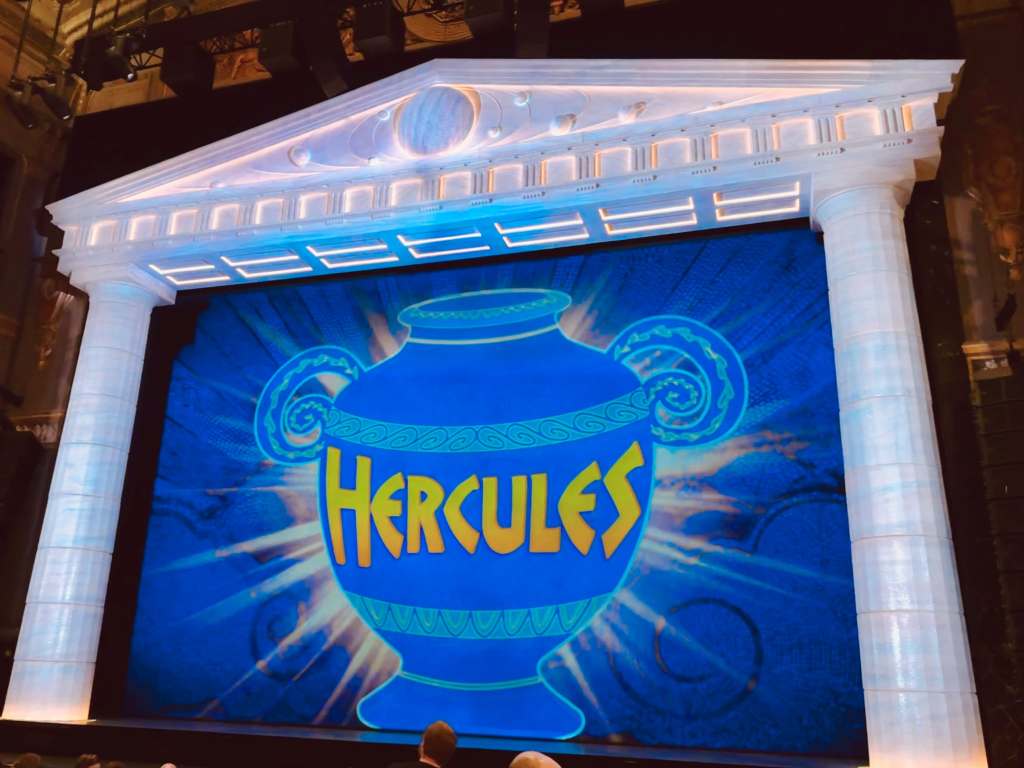 《Hercules》音乐剧：两倍笑点+六块腹肌